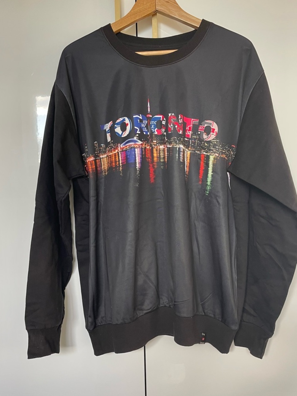 City of Dreams Toronto sweatshirt XL